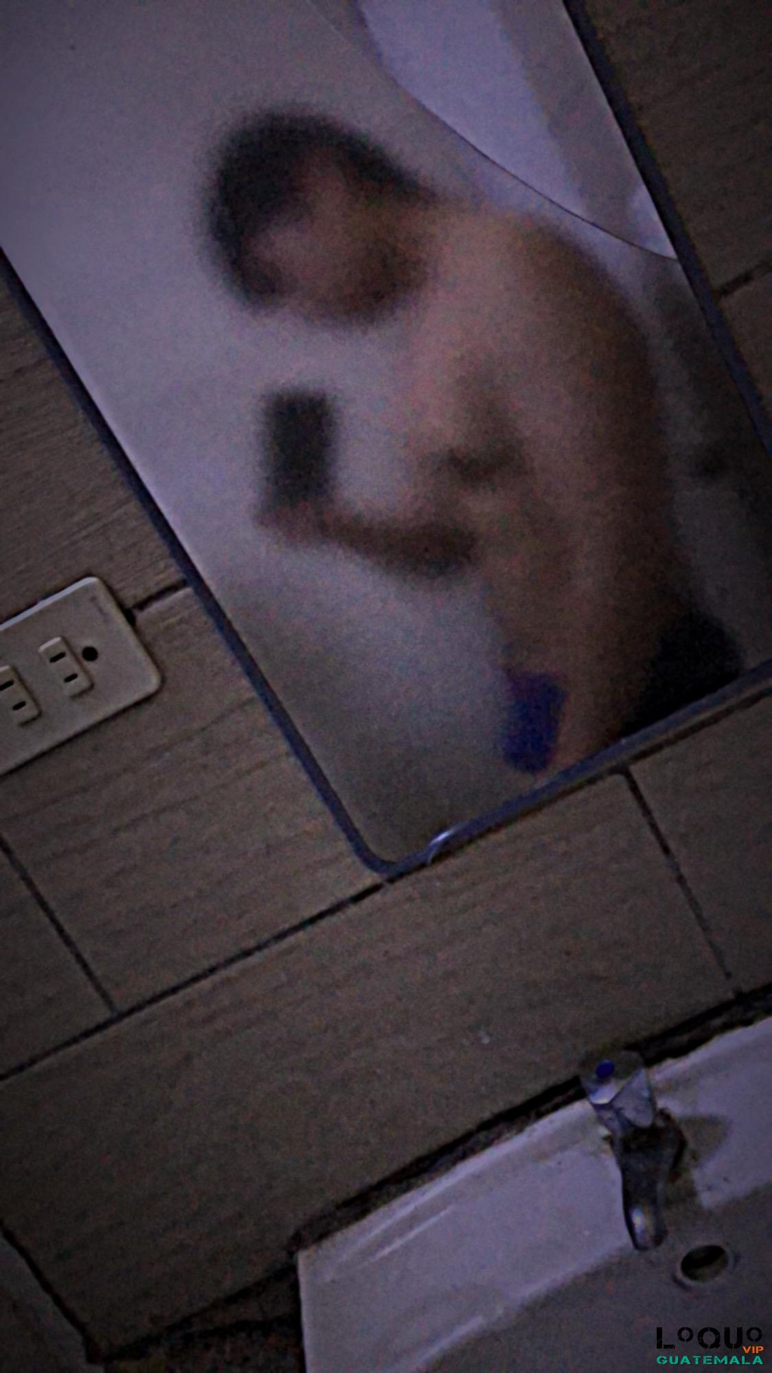 Contactos Guatemala: Joven hot listo para cojer con mujeres